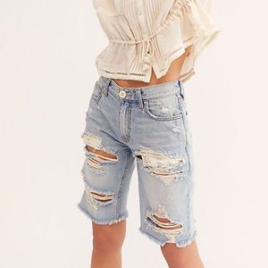 Free People Caroline cut off destroyed denim